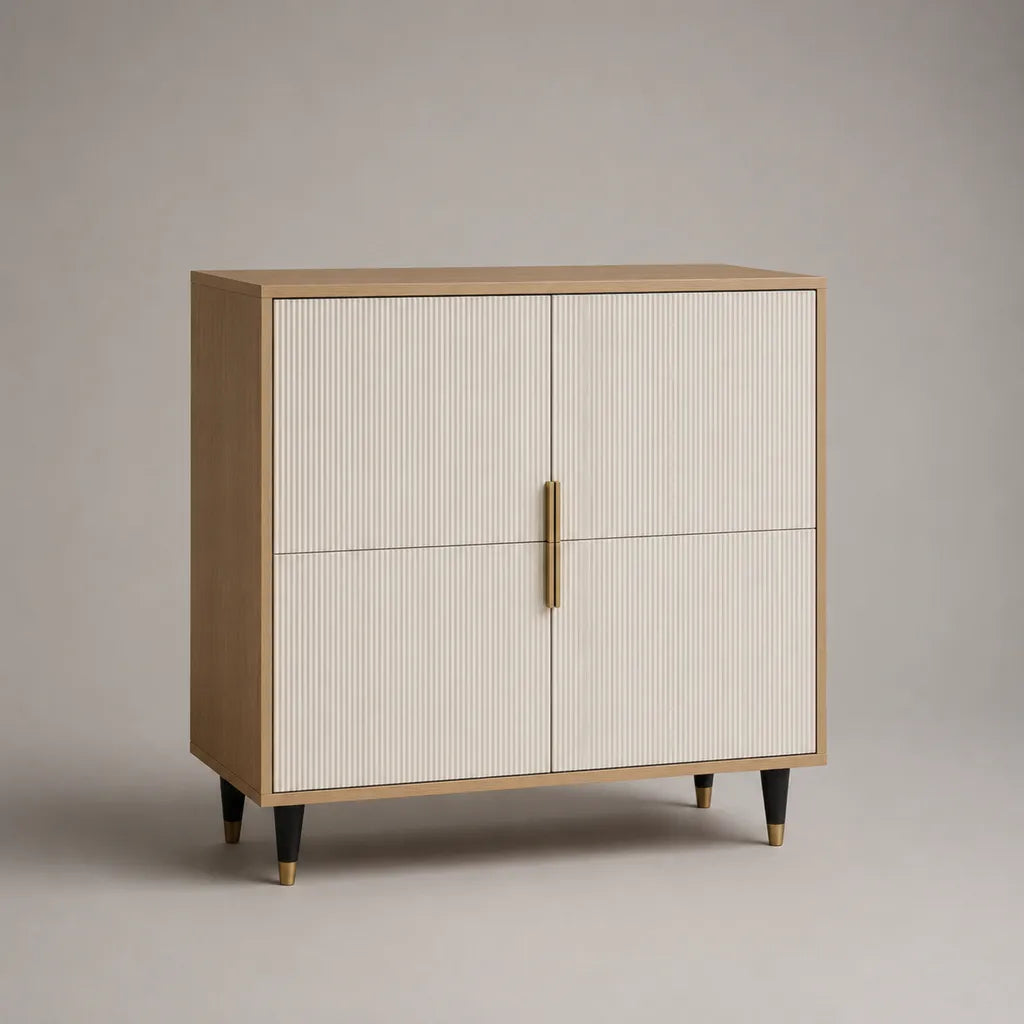 Credenza alta rettangolare in MDF impiallacciato rovere con 2 ante scanalate avorio e gambe nere, 100 × 40 × 110 cm